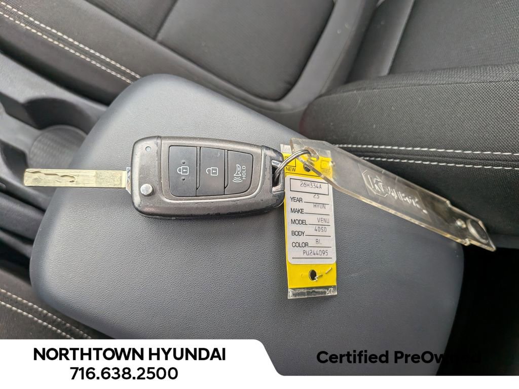 Certified 2023 Hyundai Venue SEL image 16