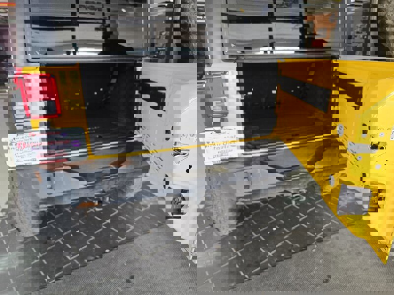 Used 2015 Jeep Wrangler Unlimited Sport w/ Connectivity Group image 20