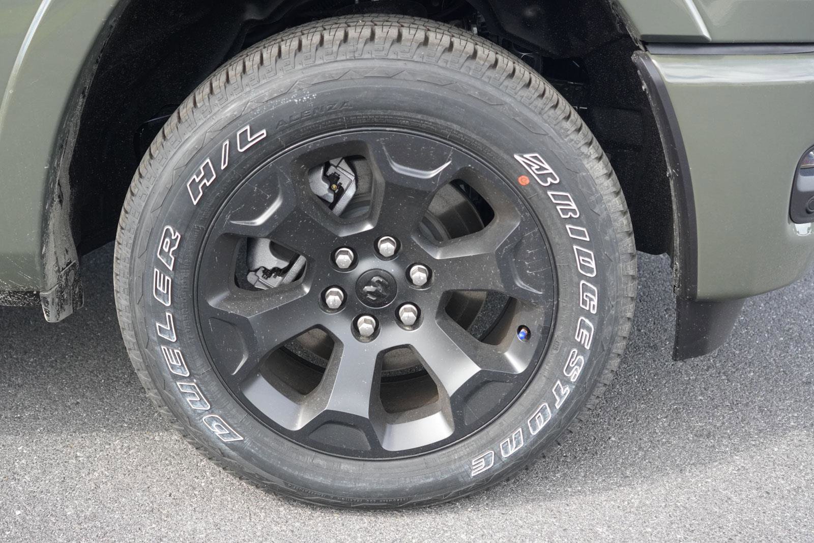 New 2026 RAM 1500 Big Horn AWD/4WD image 13