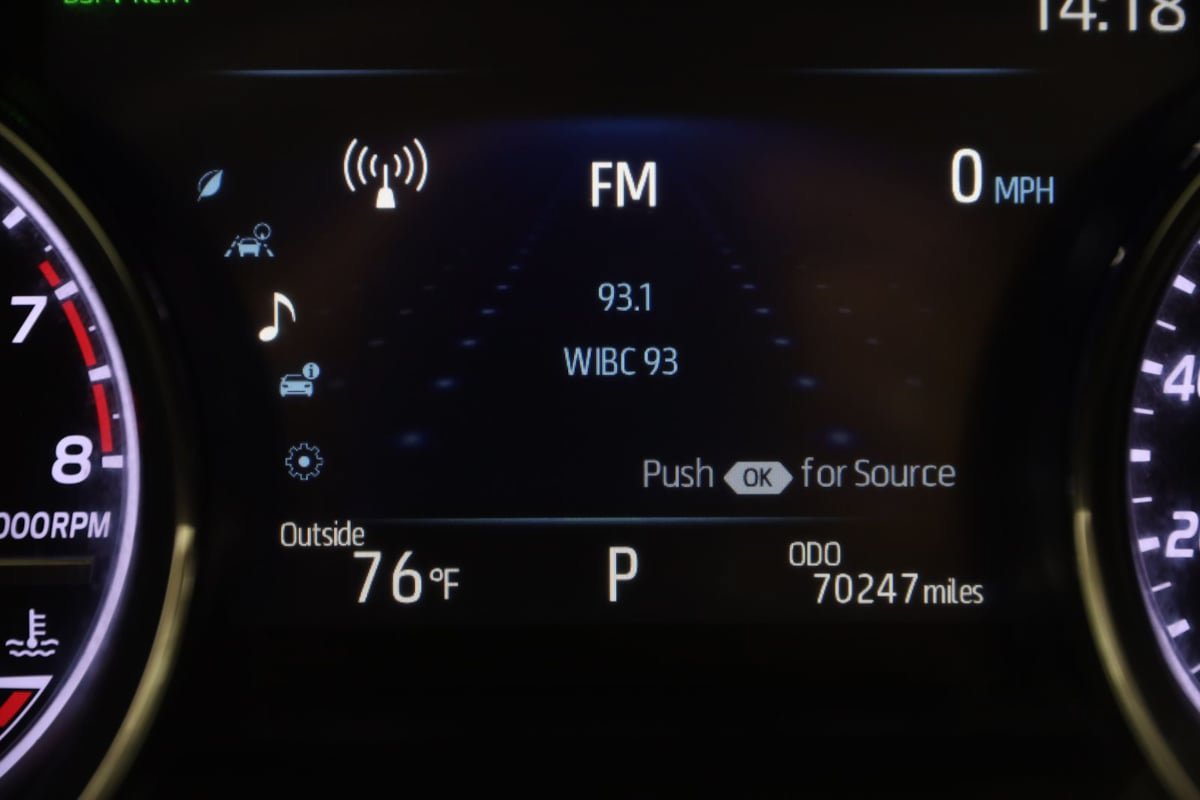 Used 2019 Toyota Camry XLE FWD image 36