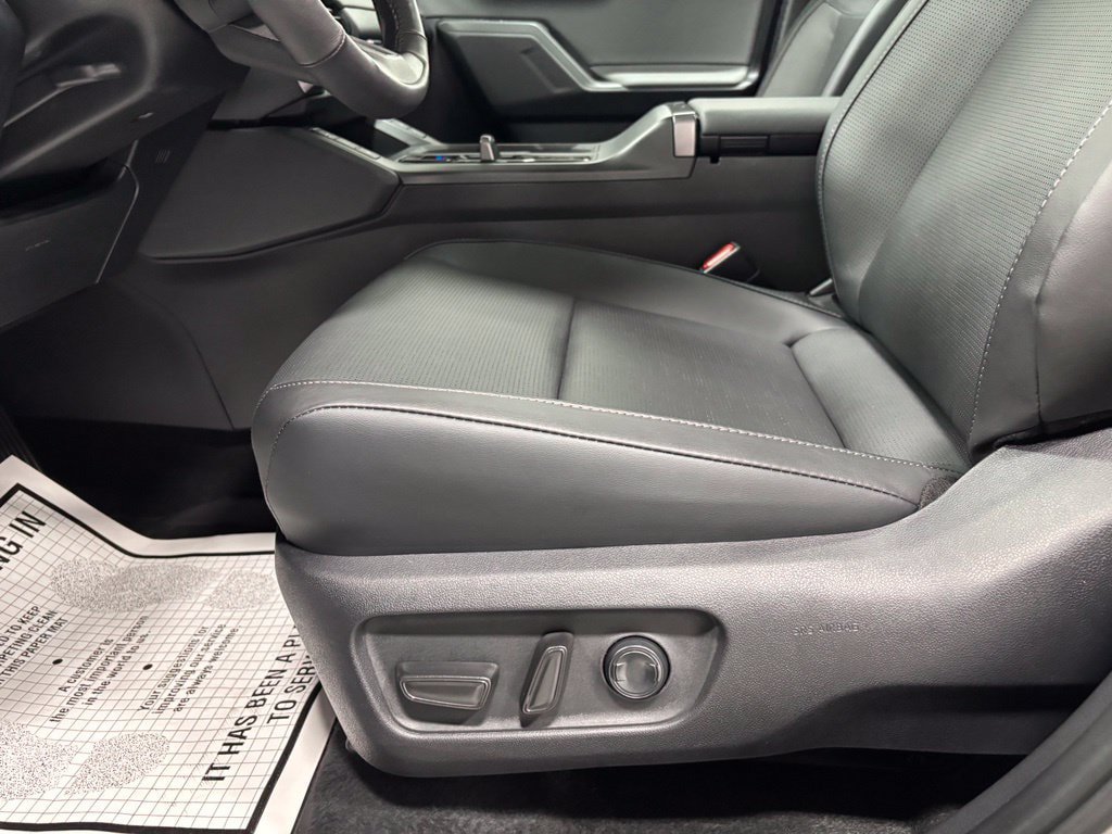 Used 2026 Toyota RAV4 Limited AWD/4WD image 12