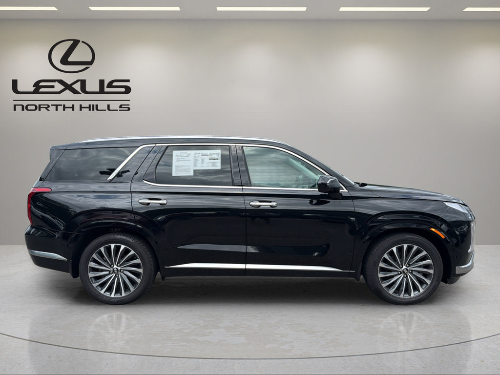 Used 2025 Hyundai Palisade Calligraphy AWD/4WD image 5