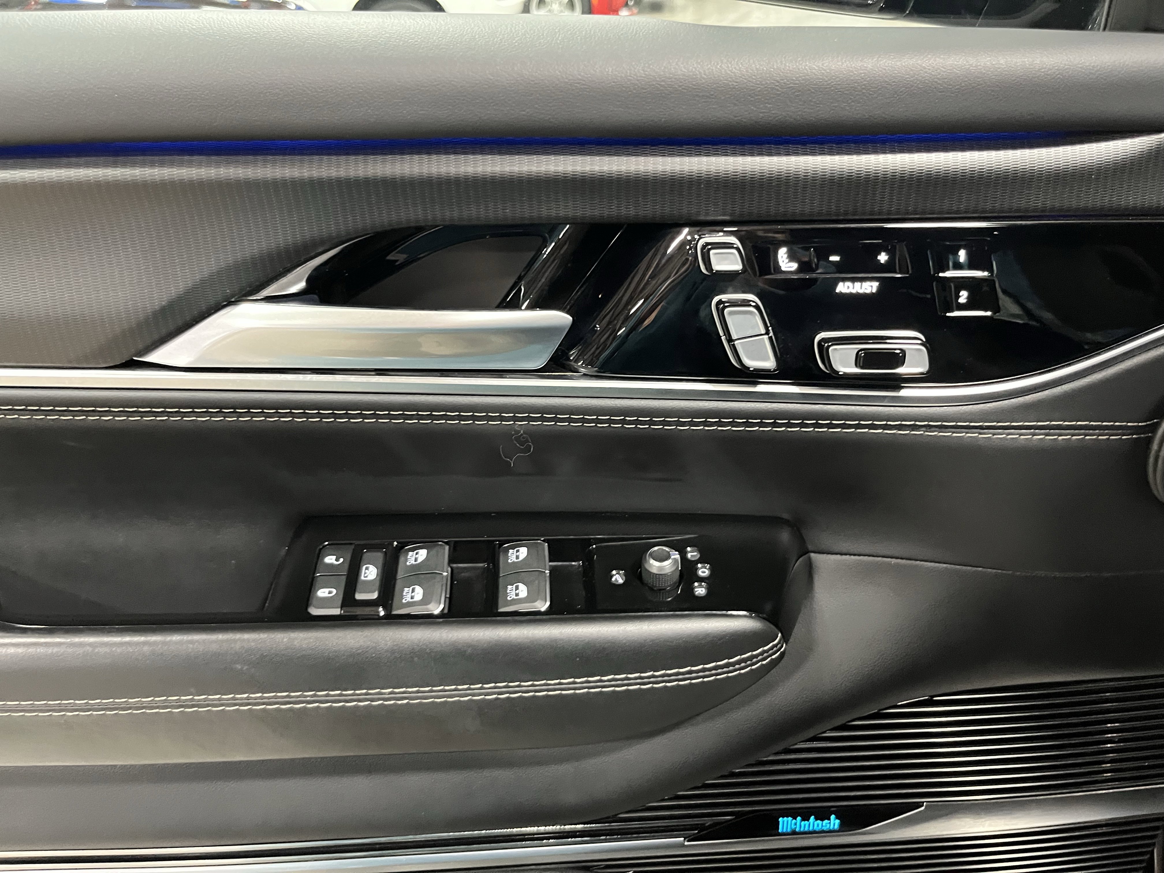 Used 2024 Jeep Grand Wagoneer L Series II w/ Quick Order Packagew 28T image 20