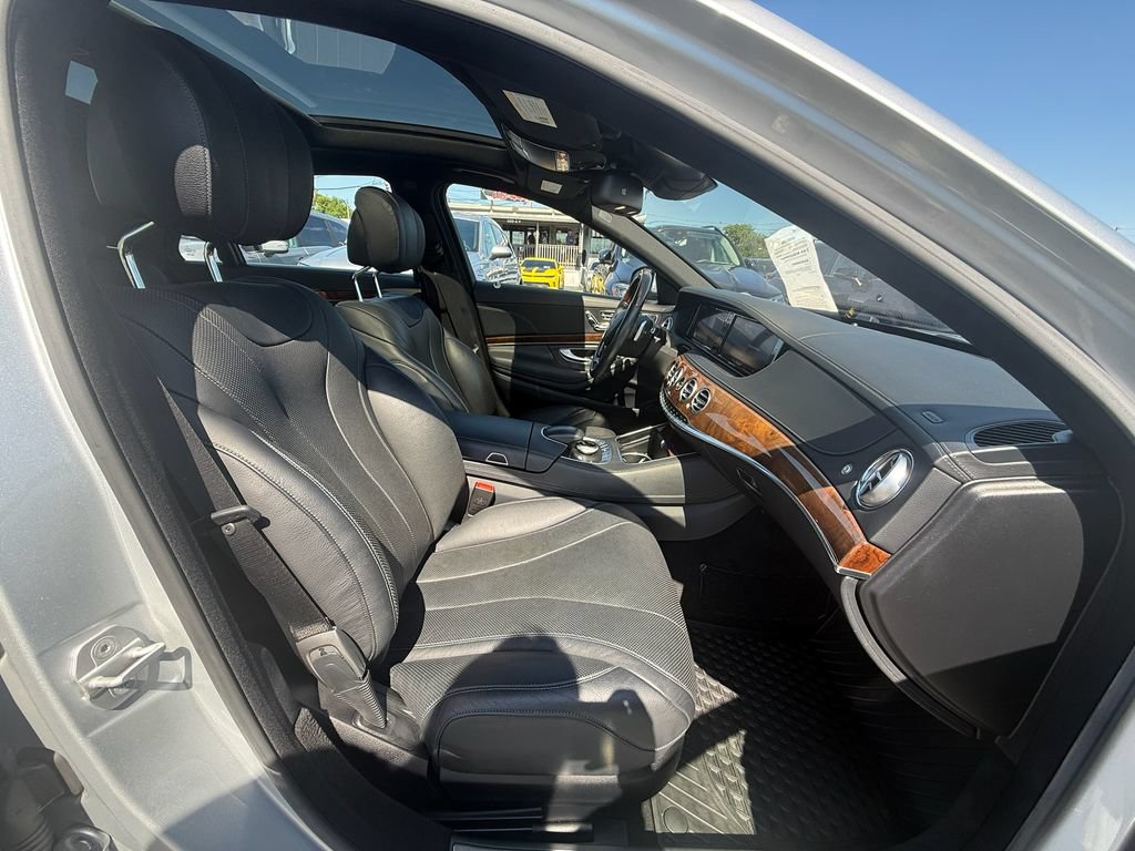 Used 2014 Mercedes-Benz S 550 Sedan image 23