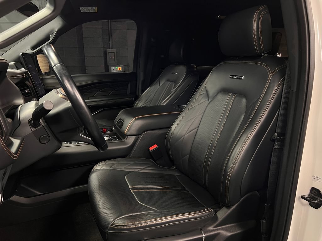 Used 2023 Ford Expedition Max Platinum AWD/4WD image 4