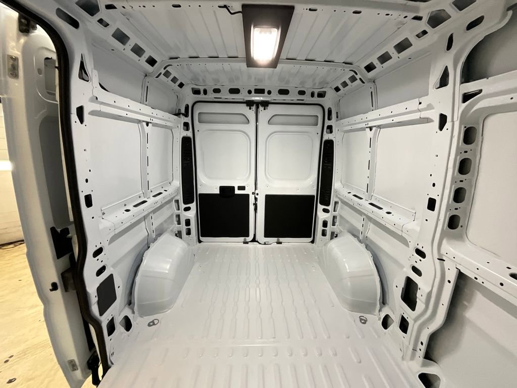 New 2026 RAM ProMaster 1500 w/ Convenience Group image 4