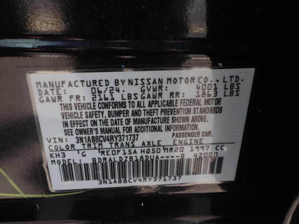Used 2024 Nissan Sentra SV FWD image 23