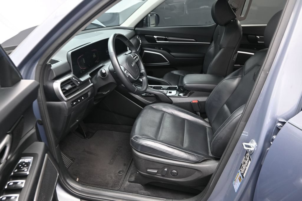 Used 2023 Kia Telluride S w/ S Sunroof Package FWD image 18