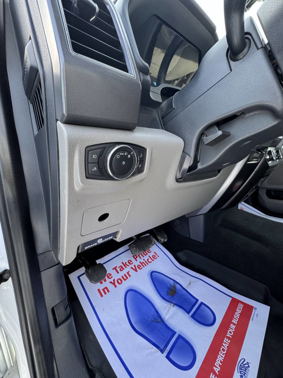 Used 2022 Ford F250 XLT w/ XLT Value Package image 42