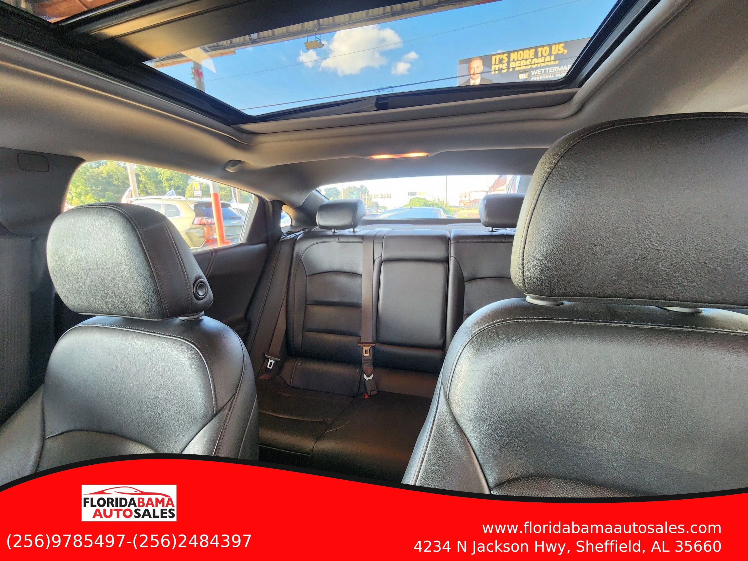 Used 2019 Chevrolet Malibu Premier w/ Sun and Wheel Package image 16