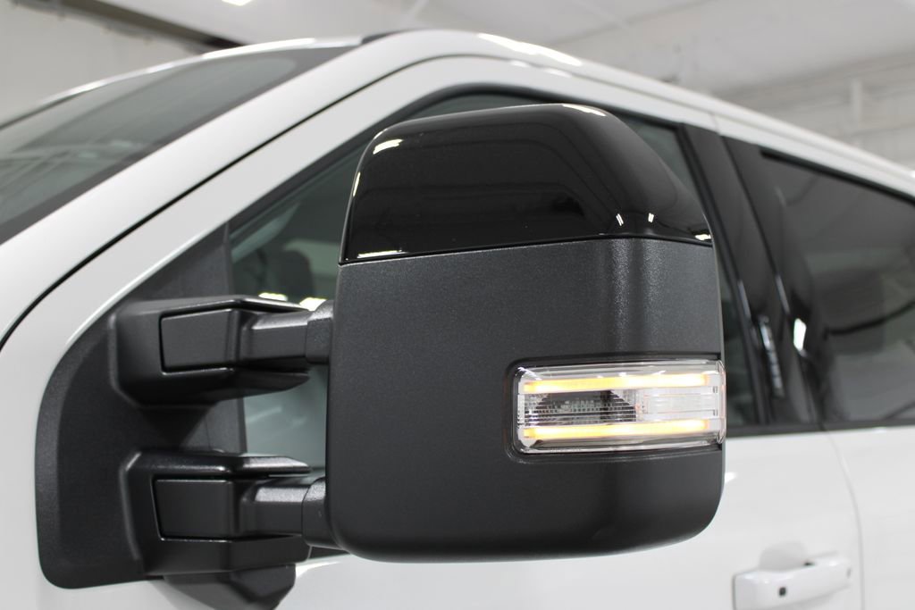 New 2026 Ford F250 Lariat w/ Black Appearance Package image 15