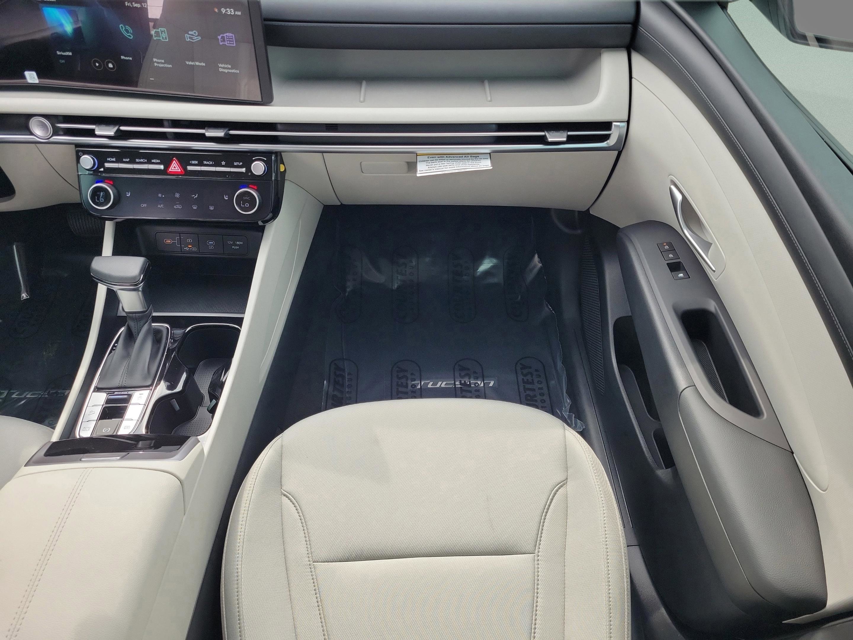 New 2026 Hyundai Tucson SEL image 19