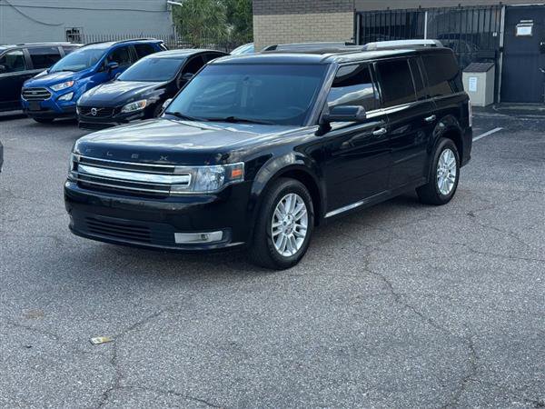 Used 2018 Ford Flex SEL w/ Class III Trailer Tow Package FWD image 1