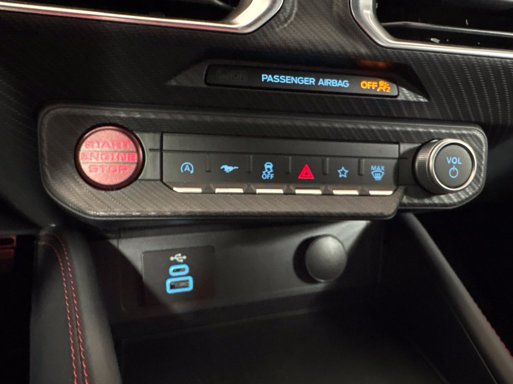 Used 2025 Ford Mustang GT Premium RWD image 16