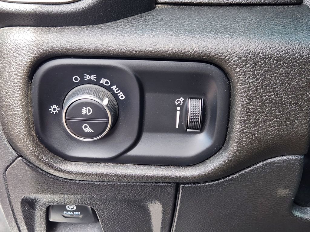 Used 2023 RAM 1500 Tradesman w/ Trailer Tow Group image 13