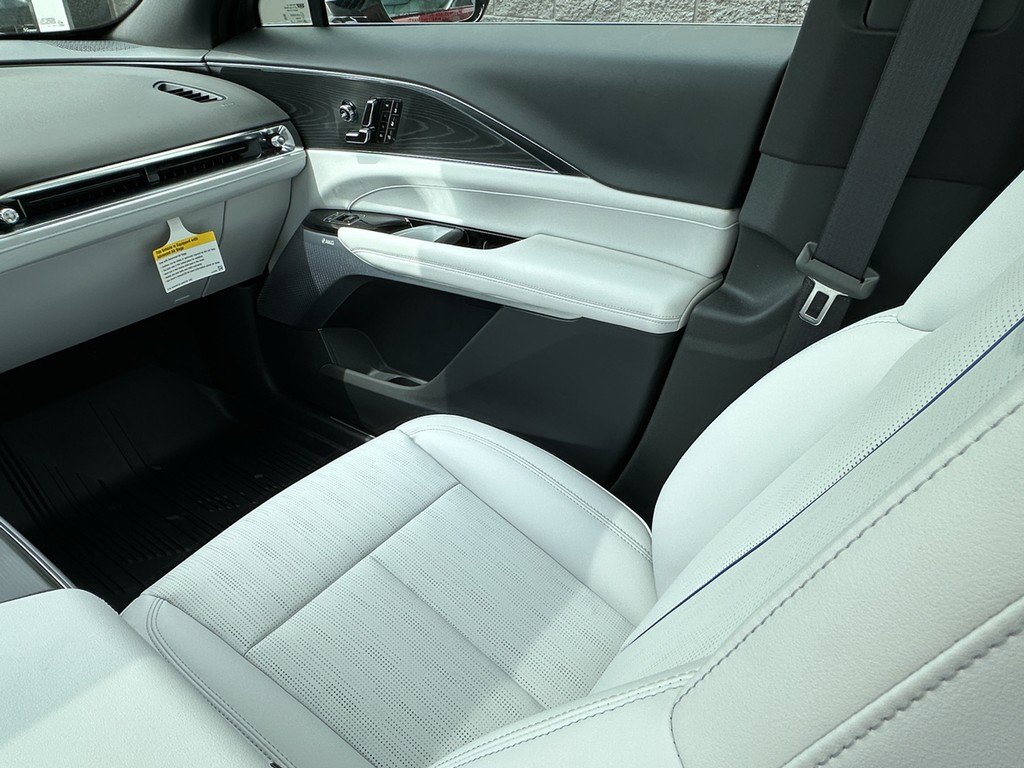 New 2025 Cadillac Lyriq Sport w/ LPO, Floor Liner Package AWD/4WD image 13