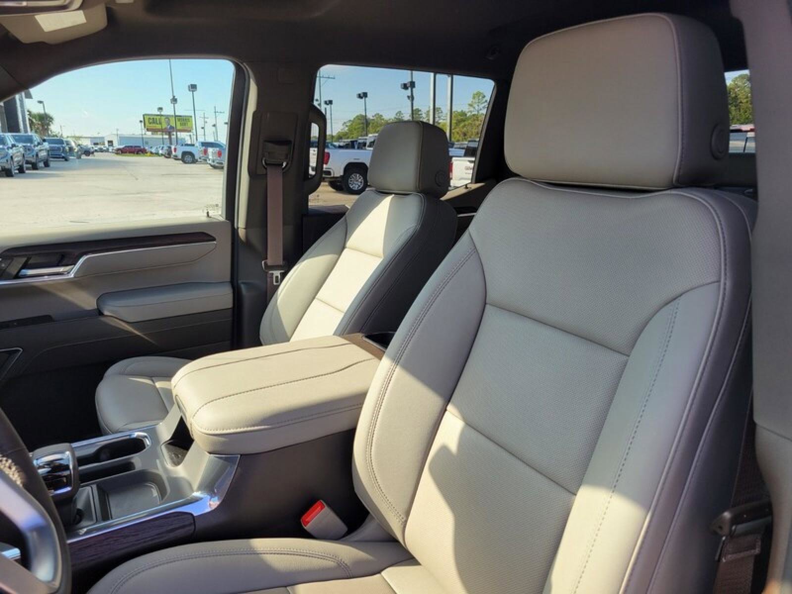 New 2026 GMC Sierra 1500 SLT w/ SLT Premium Package image 12