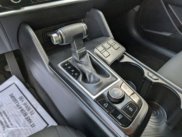 Used 2024 Kia Sportage LX FWD image 17