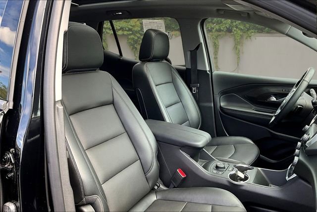 Certified 2023 GMC Terrain SLT w/ Tech Package AWD/4WD image 29