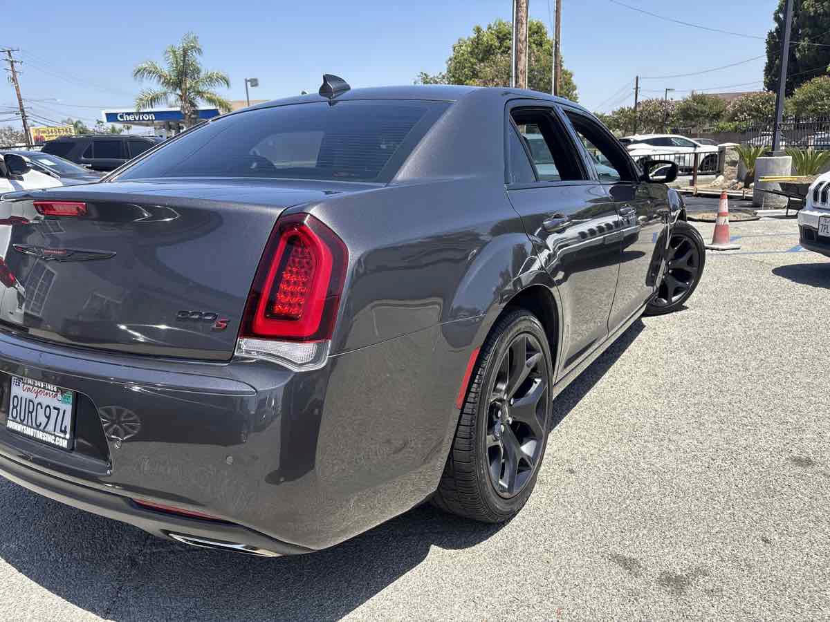 Used 2021 Chrysler 300 S RWD image 5