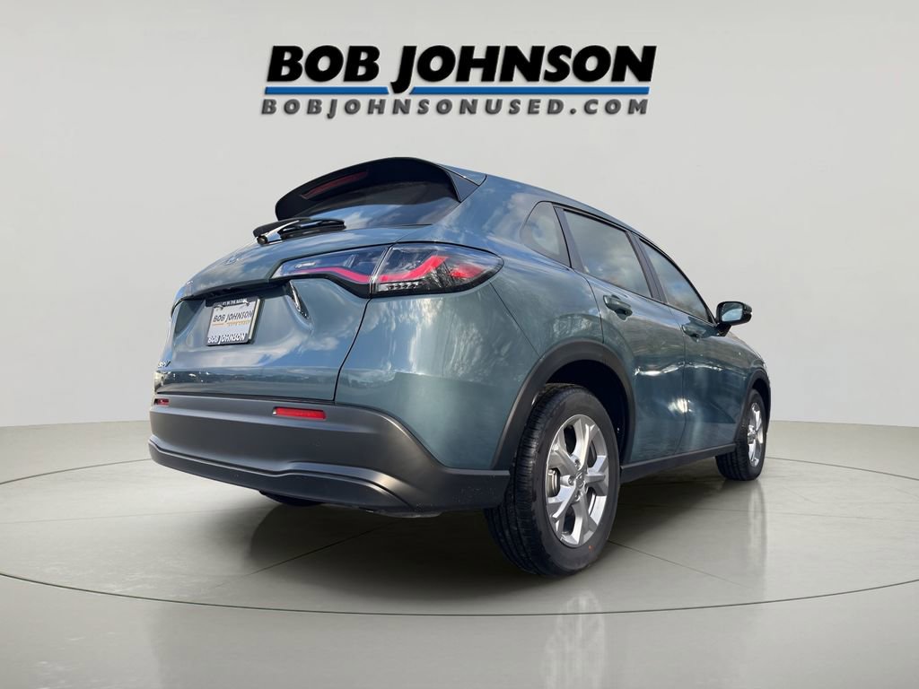 Used 2025 Honda HR-V LX image 7