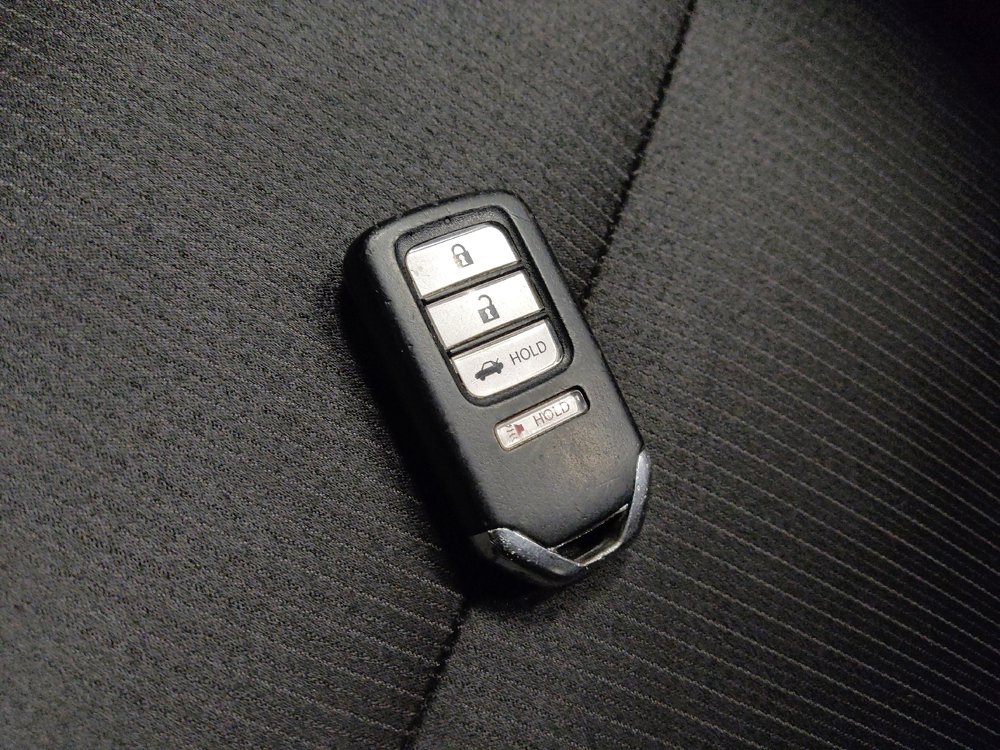 Used 2018 Honda Accord Sport image 32