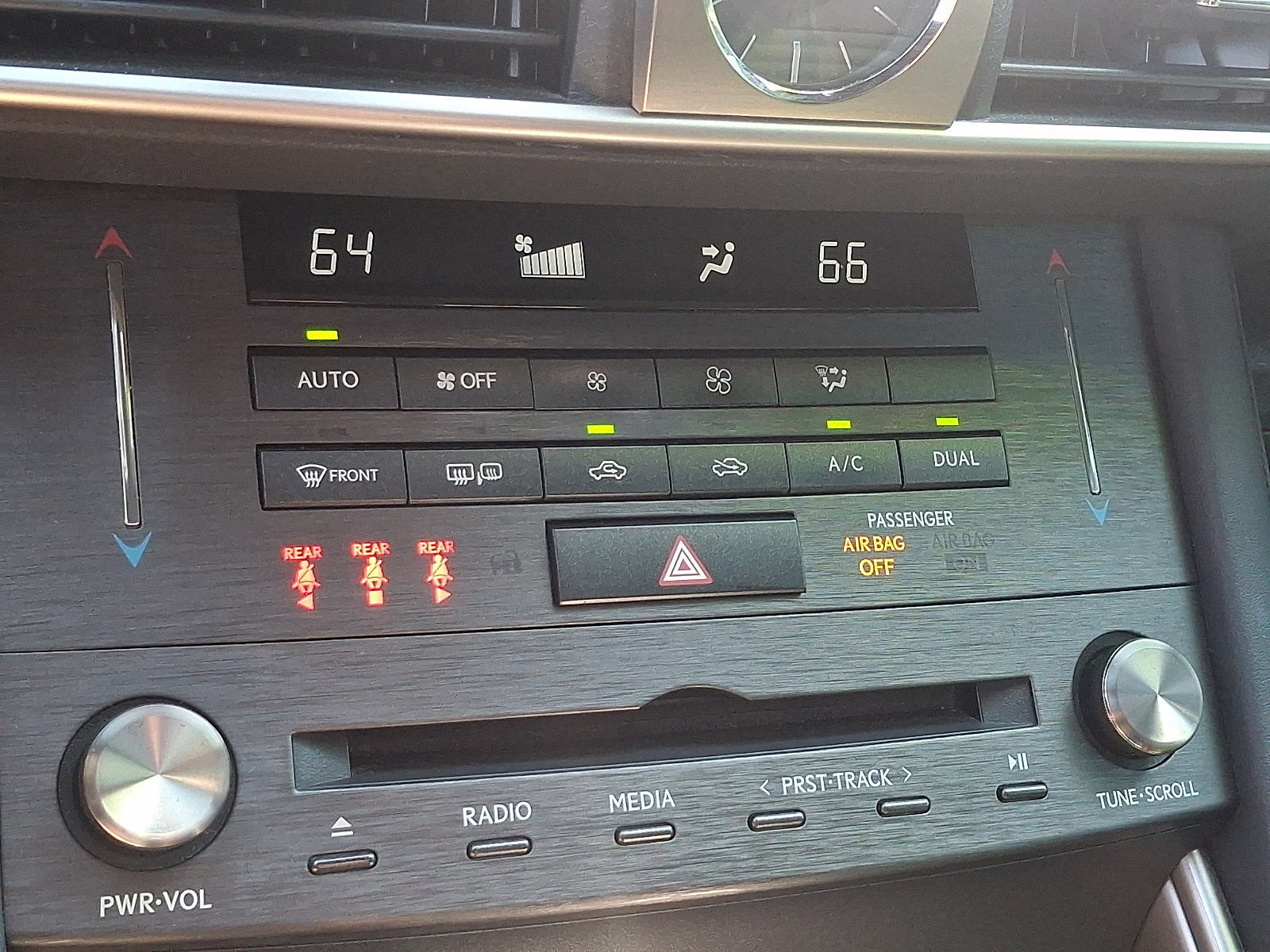 Used 2019 Lexus IS 300 F Sport w/ F Sport Package AWD/4WD image 16
