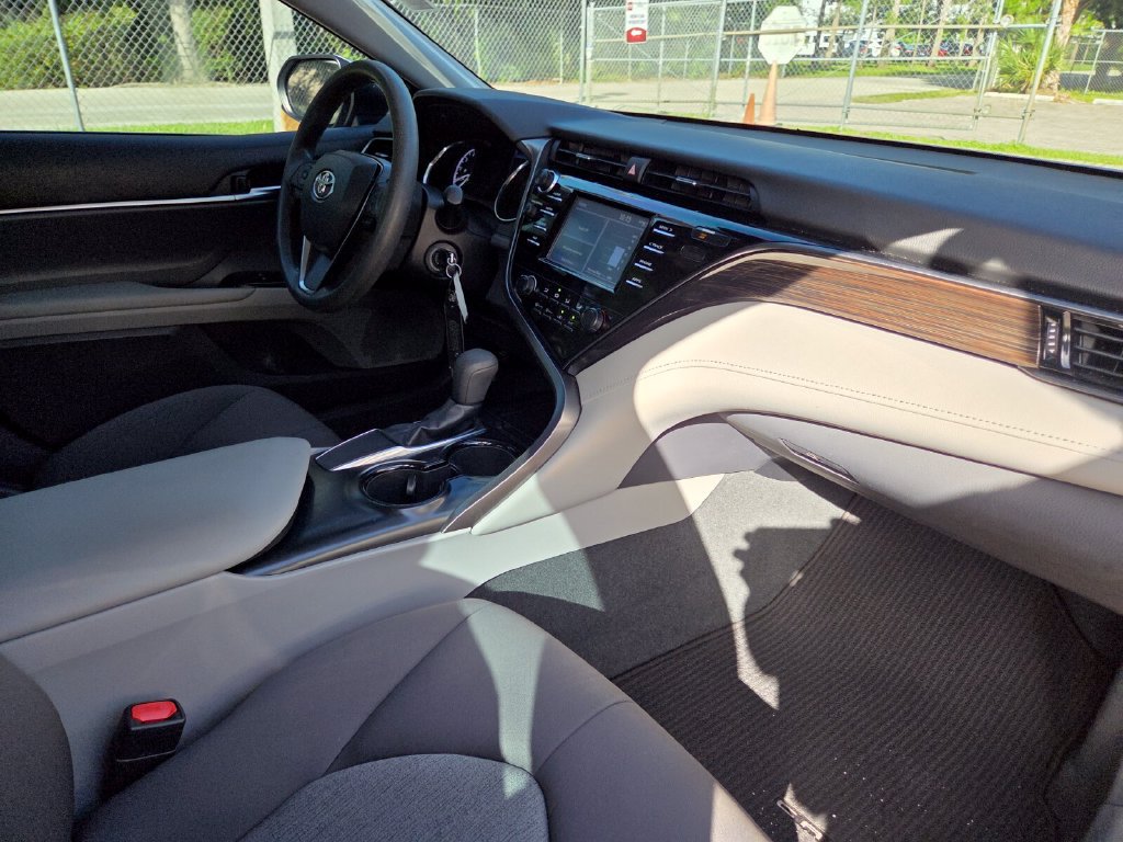 Certified 2019 Toyota Camry LE FWD image 13