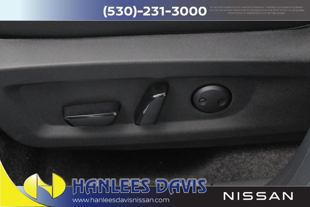 New 2025 Nissan Murano SL image 13