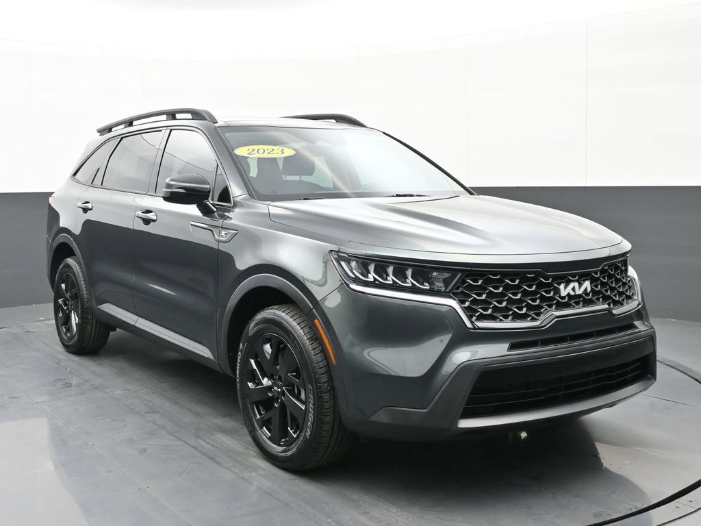 Used 2023 Kia Sorento S w/ Panoramic Sunroof Package image 1