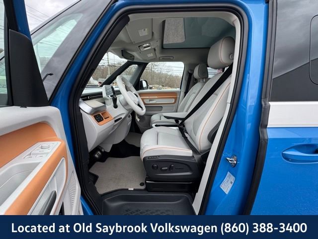 New 2025 Volkswagen ID. Buzz 1st Edition image 29