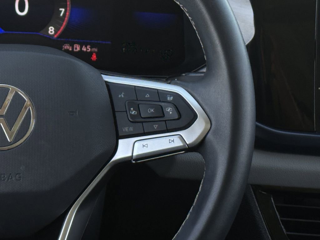 Used 2023 Volkswagen Taos SE image 15