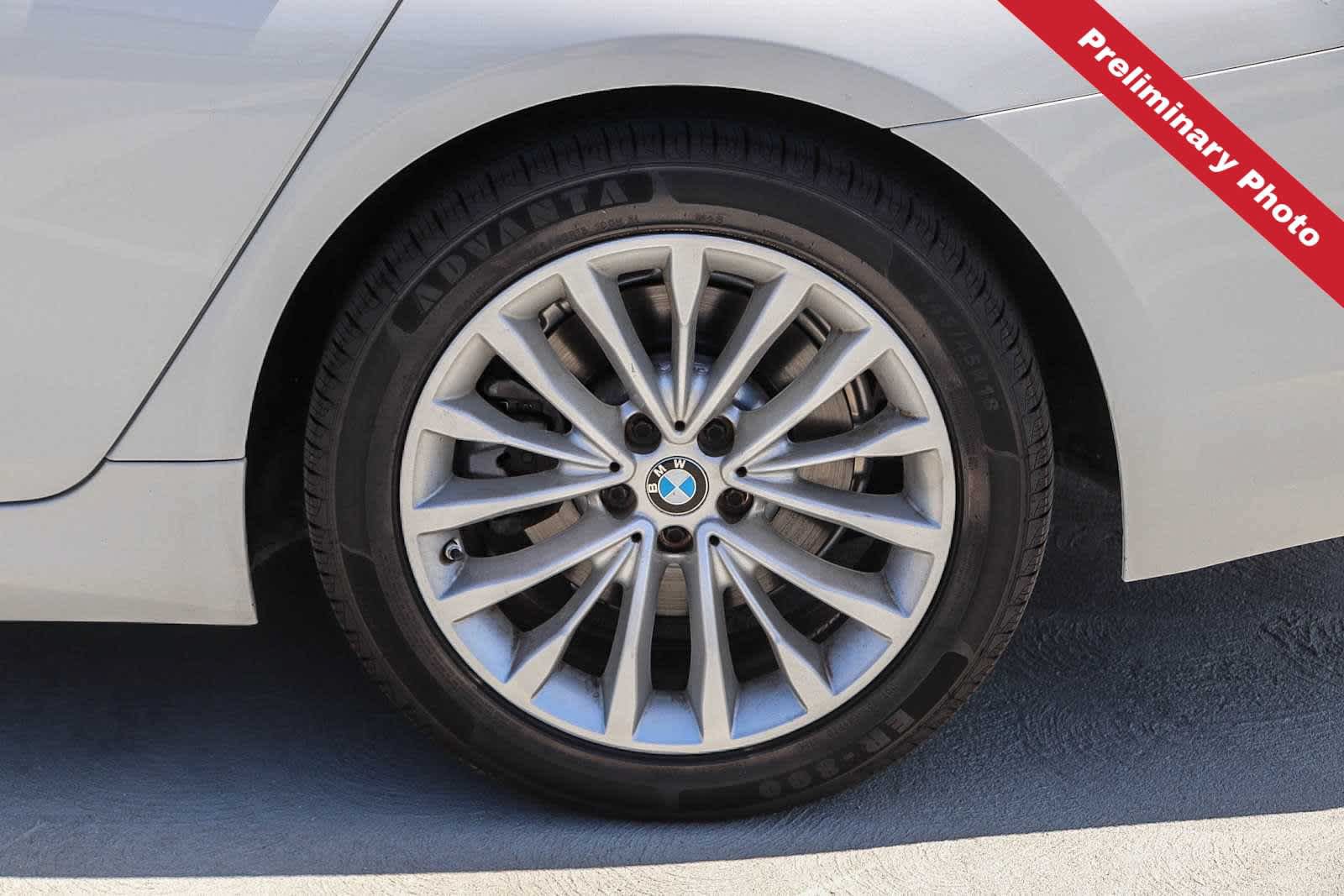 Used 2021 BMW 530i w/ Convenience Package RWD image 12