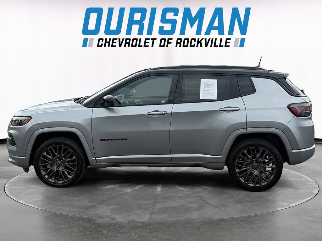 Used 2023 Jeep Compass High Altitude AWD/4WD image 3