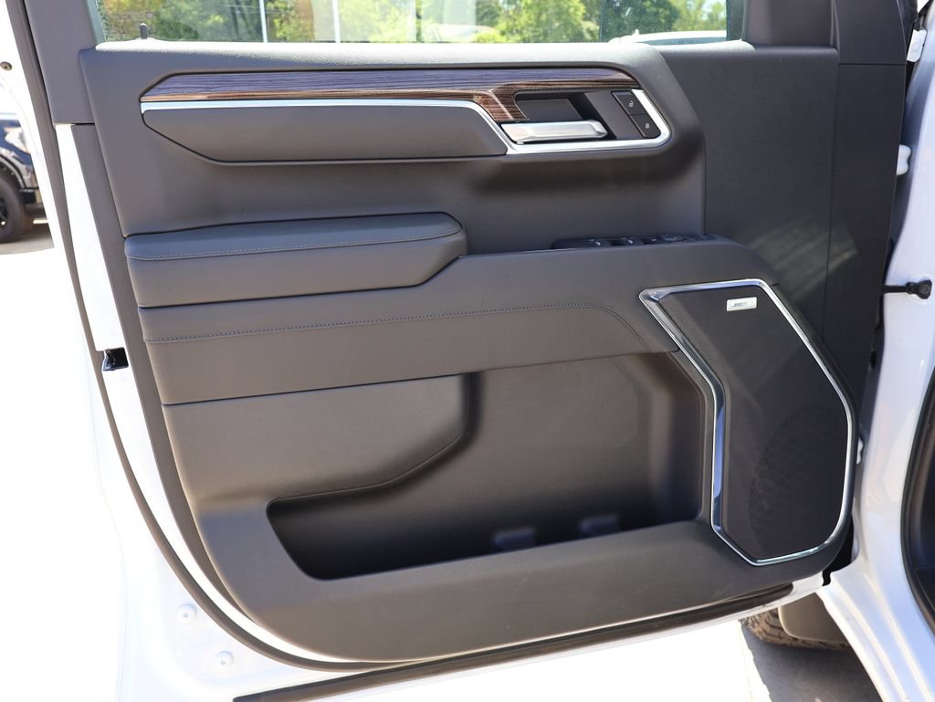 New 2026 Chevrolet Silverado 1500 LT Trail Boss w/ LT Trail Boss Premium Package AWD/4WD image 12