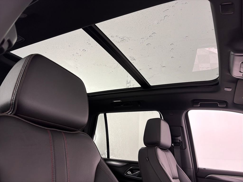 Used 2024 Chevrolet Tahoe RST w/ Luxury Package AWD/4WD image 33