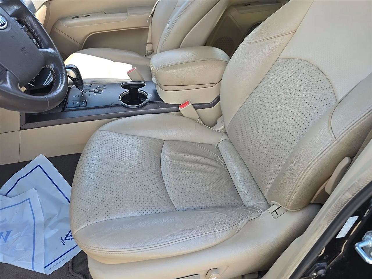 Used 2009 Kia Borrego EX w/ Premium Pkg RWD image 13