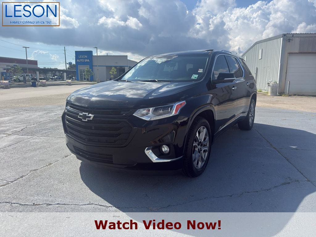Certified 2020 Chevrolet Traverse Premier w/ LPO, Blackout Package FWD image 1
