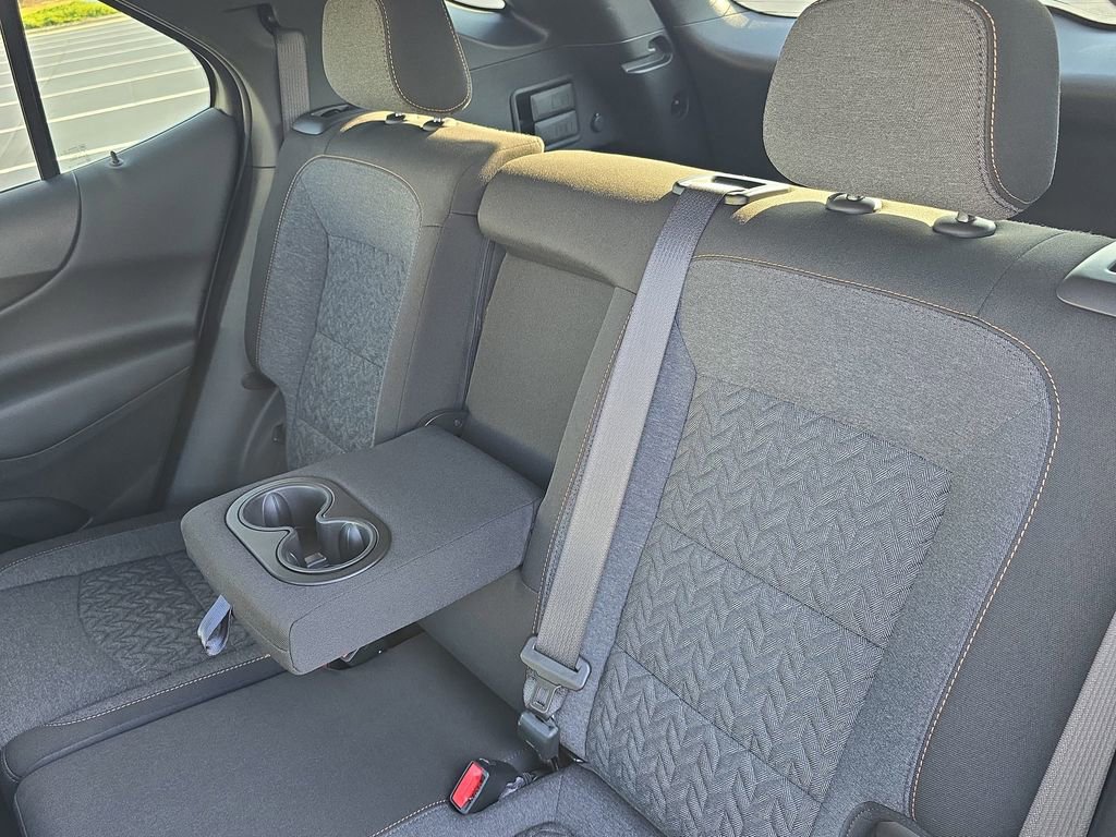 Used 2024 Chevrolet Equinox LT image 14
