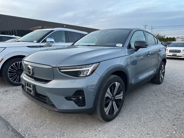 Used 2023 Volvo C40 P8 Recharge Plus w/ Climate Package image 3