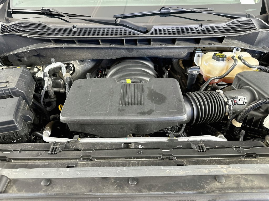 Used 2024 Chevrolet Silverado 1500 LT Trail Boss AWD/4WD image 37
