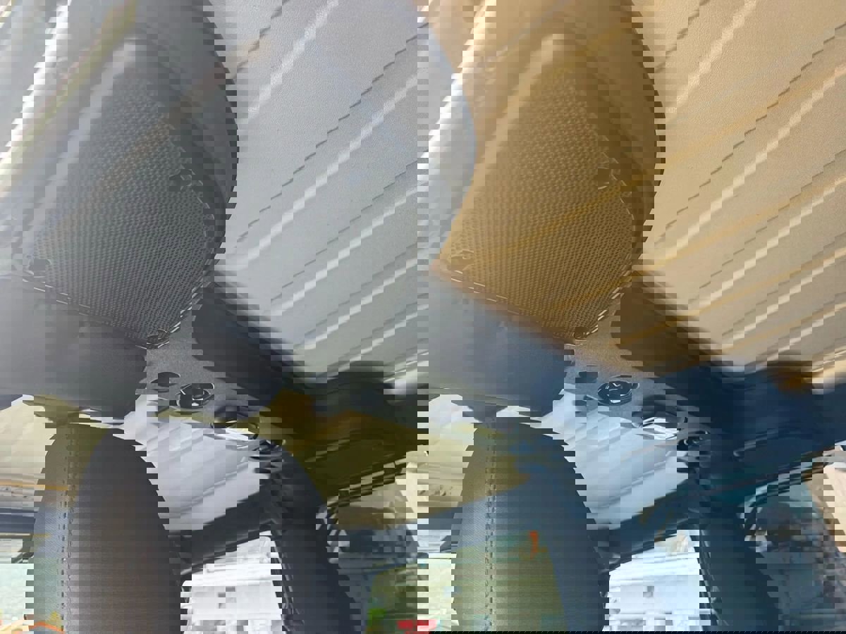 Used 2018 Jeep Wrangler Unlimited Sport image 23