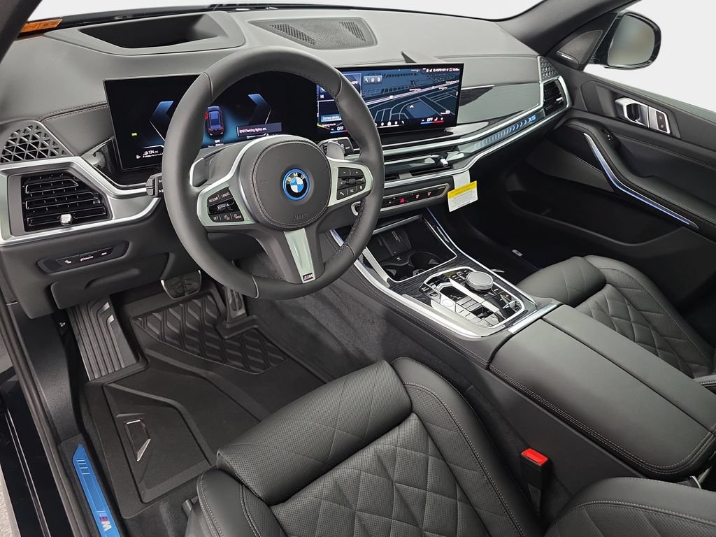 New 2026 BMW X5 xDrive50e w/ M Sport Package AWD/4WD image 16