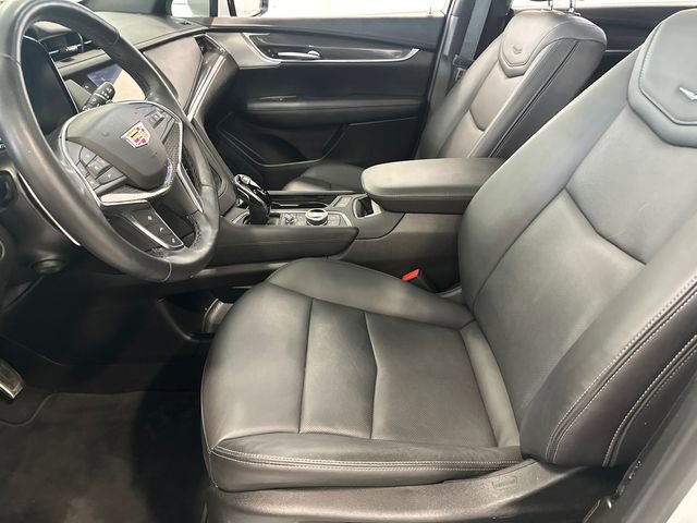 Used 2024 Cadillac XT5 Sportv w/ Technology Package image 24