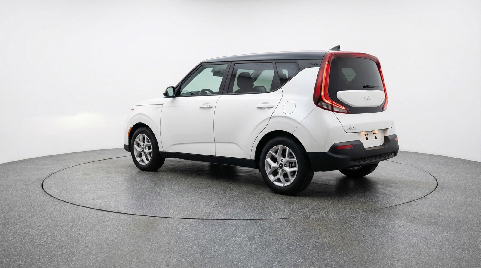 Used 2025 Kia Soul LX w/ LX Technology Package image 6