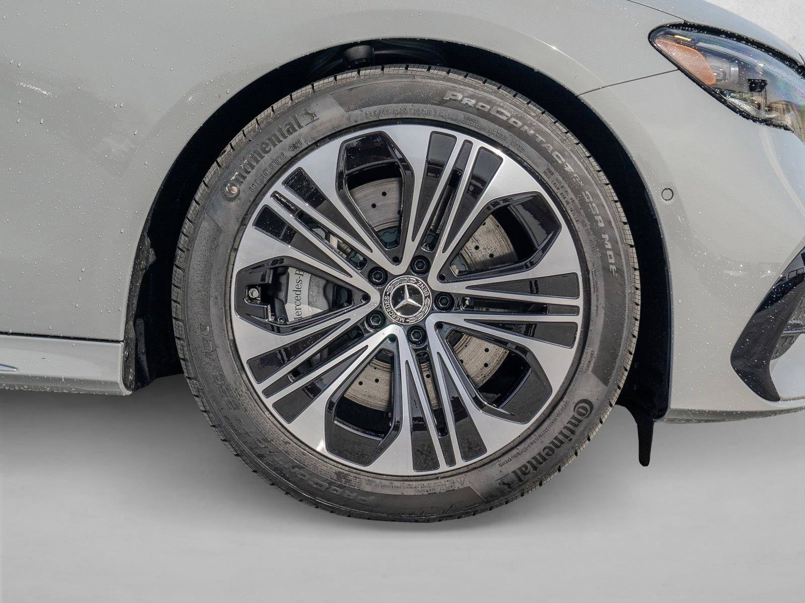 New 2026 Mercedes-Benz E 450 4MATIC Sedan image 13