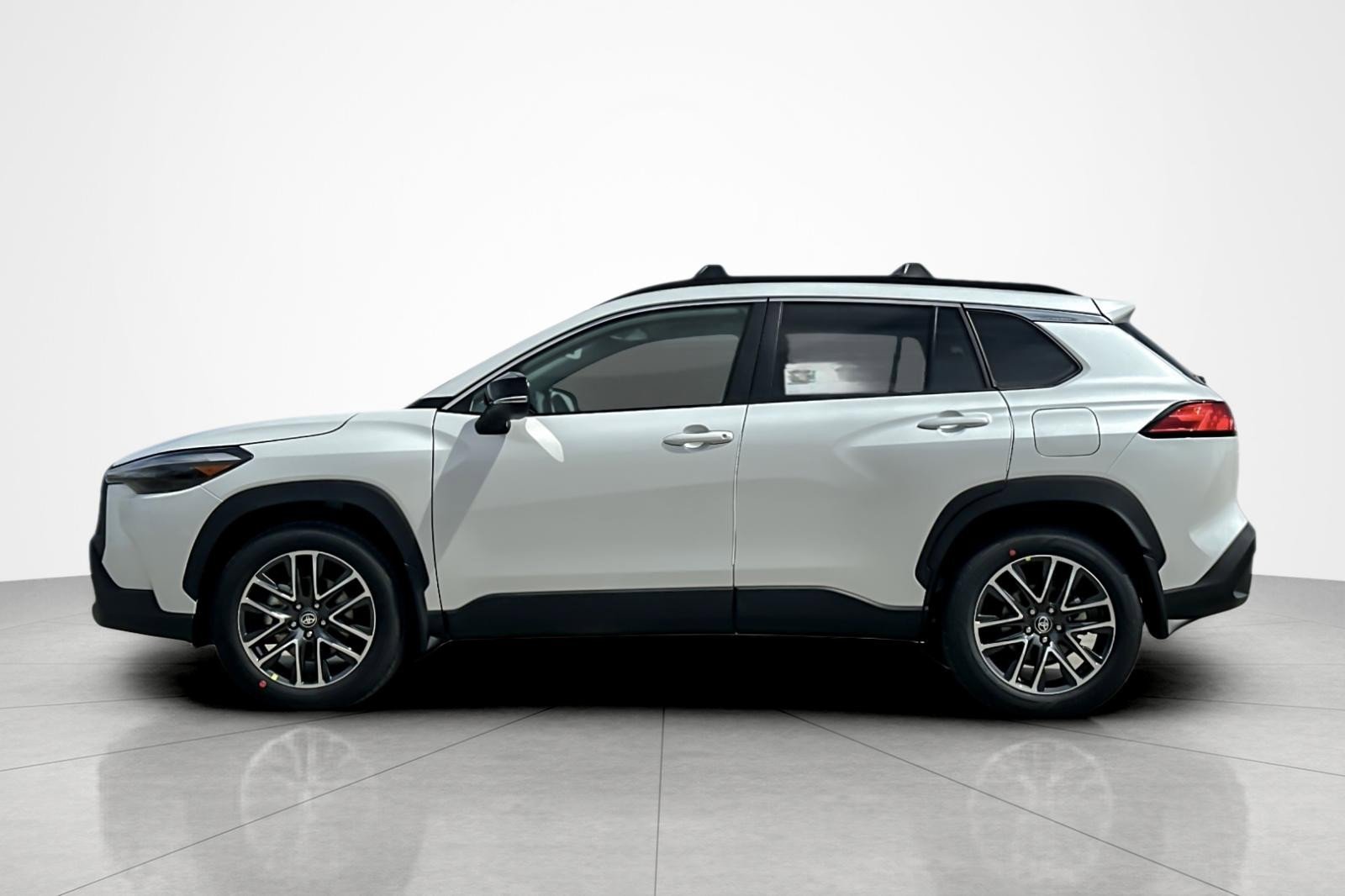 New 2026 Toyota Corolla Cross XLE image 2