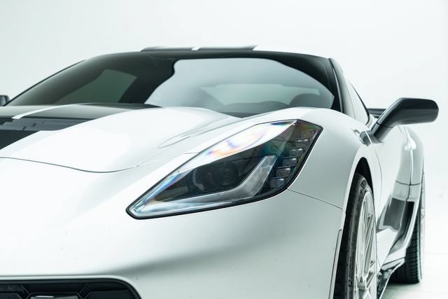 Used 2019 Chevrolet Corvette Stingray Coupe RWD image 11