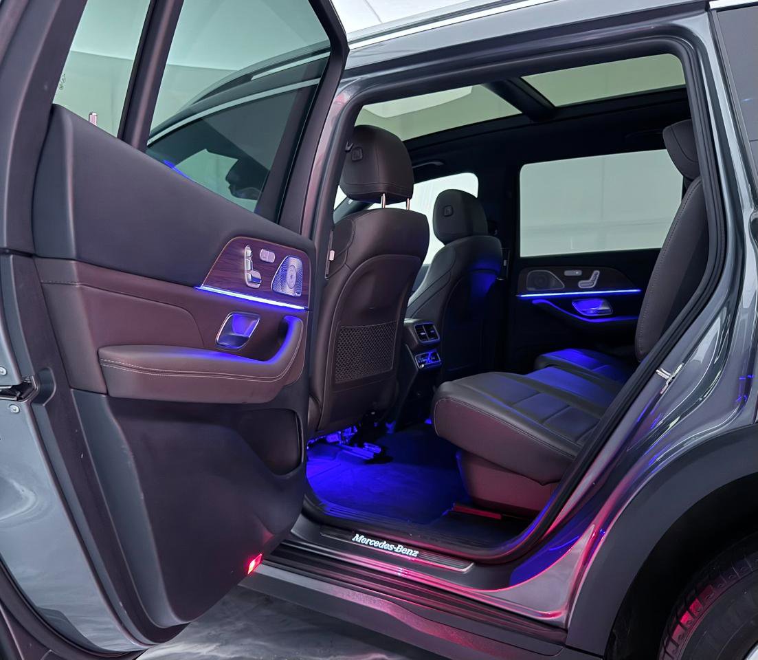 Used 2022 Mercedes-Benz GLS 450 4MATIC image 23