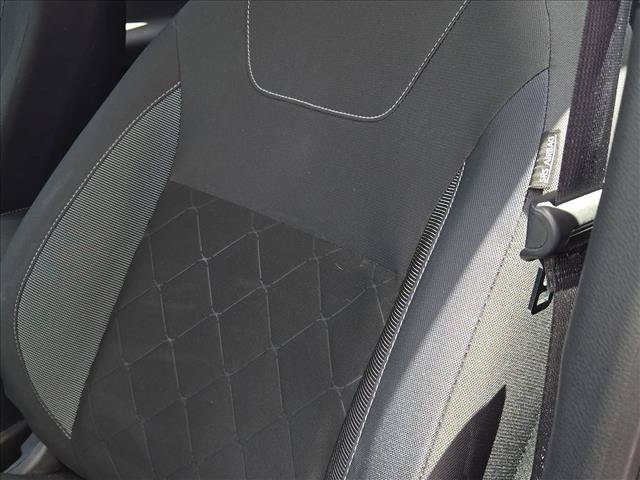 Used 2020 Nissan Kicks SV FWD image 15
